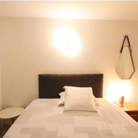 Proche Montmartre Homestay Paris
